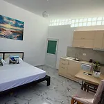 Luani's شقة