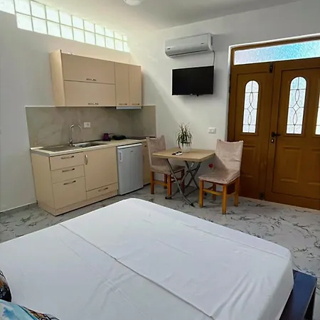 Luani's Apartment *