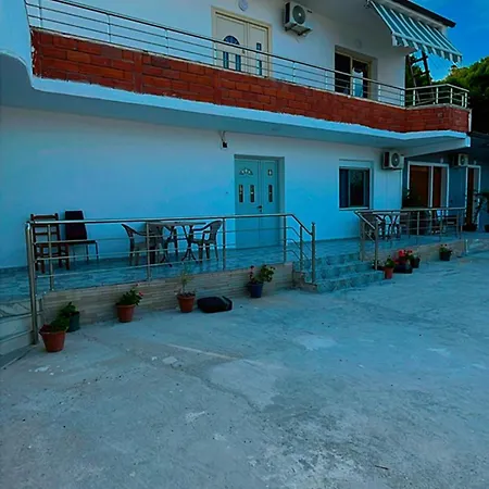 Luani's Vlore