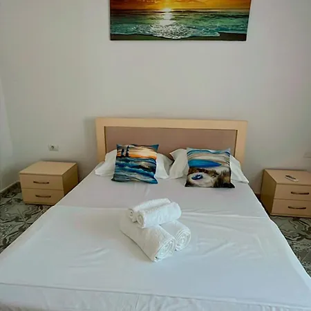 Apartment Luani's
